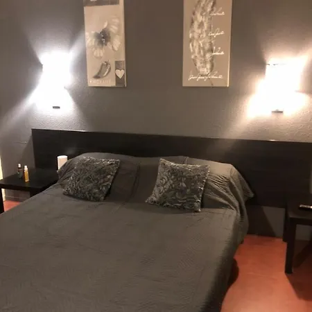 Les Hameaux Apartment Arles