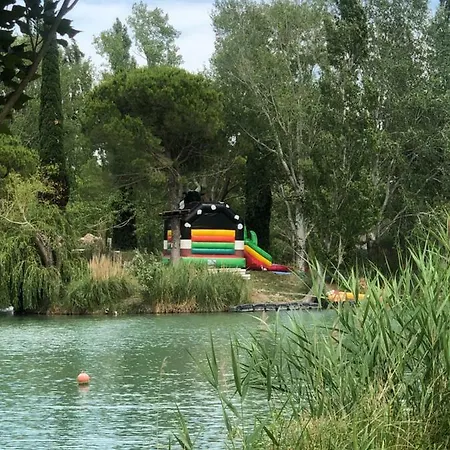 Les Hameaux